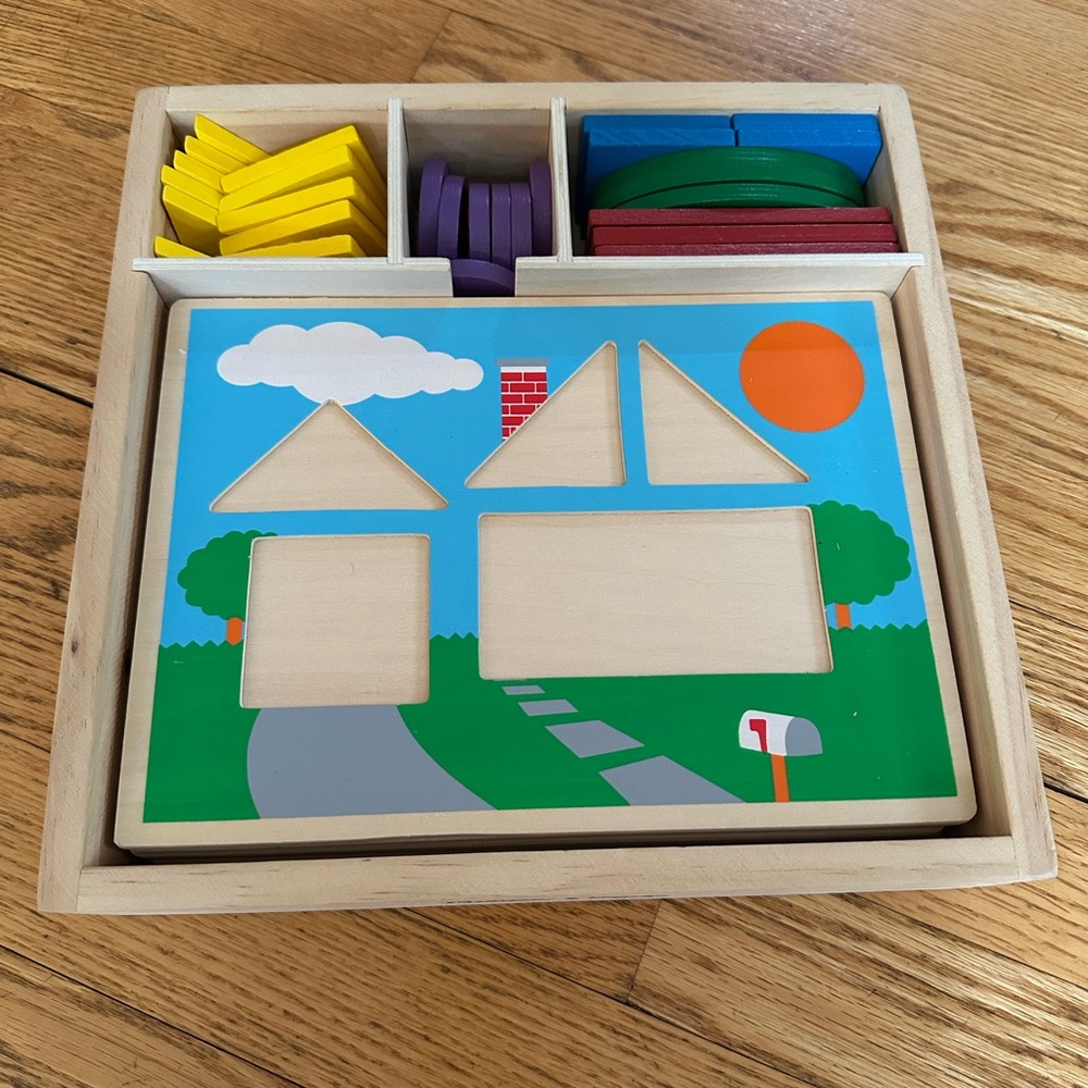 Melissa & Doug Beginner Pattern Blocks - 30 shapes